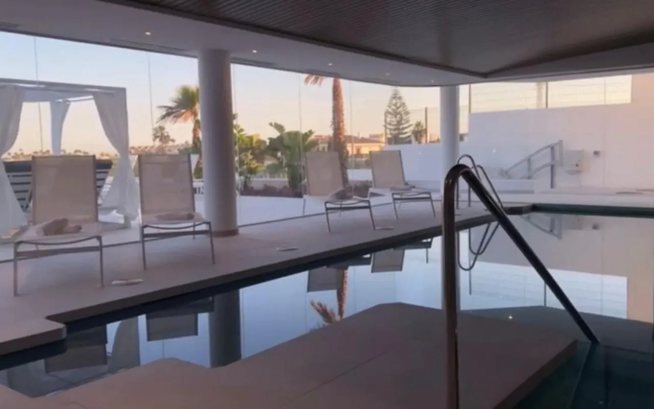 Luxury Apartment Diego - The View פואנגירולה 0*,  ספרד